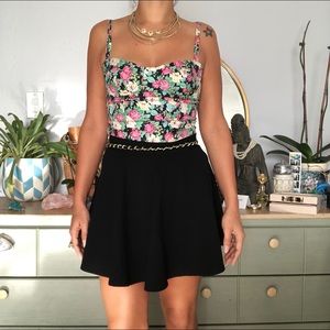 Forever21~ black pleated skirt